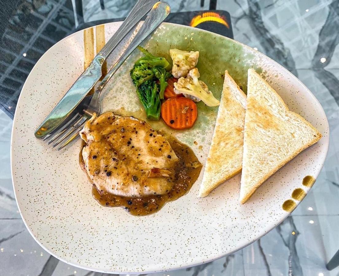 S3 Huahin Hotel Eksteriør bilde